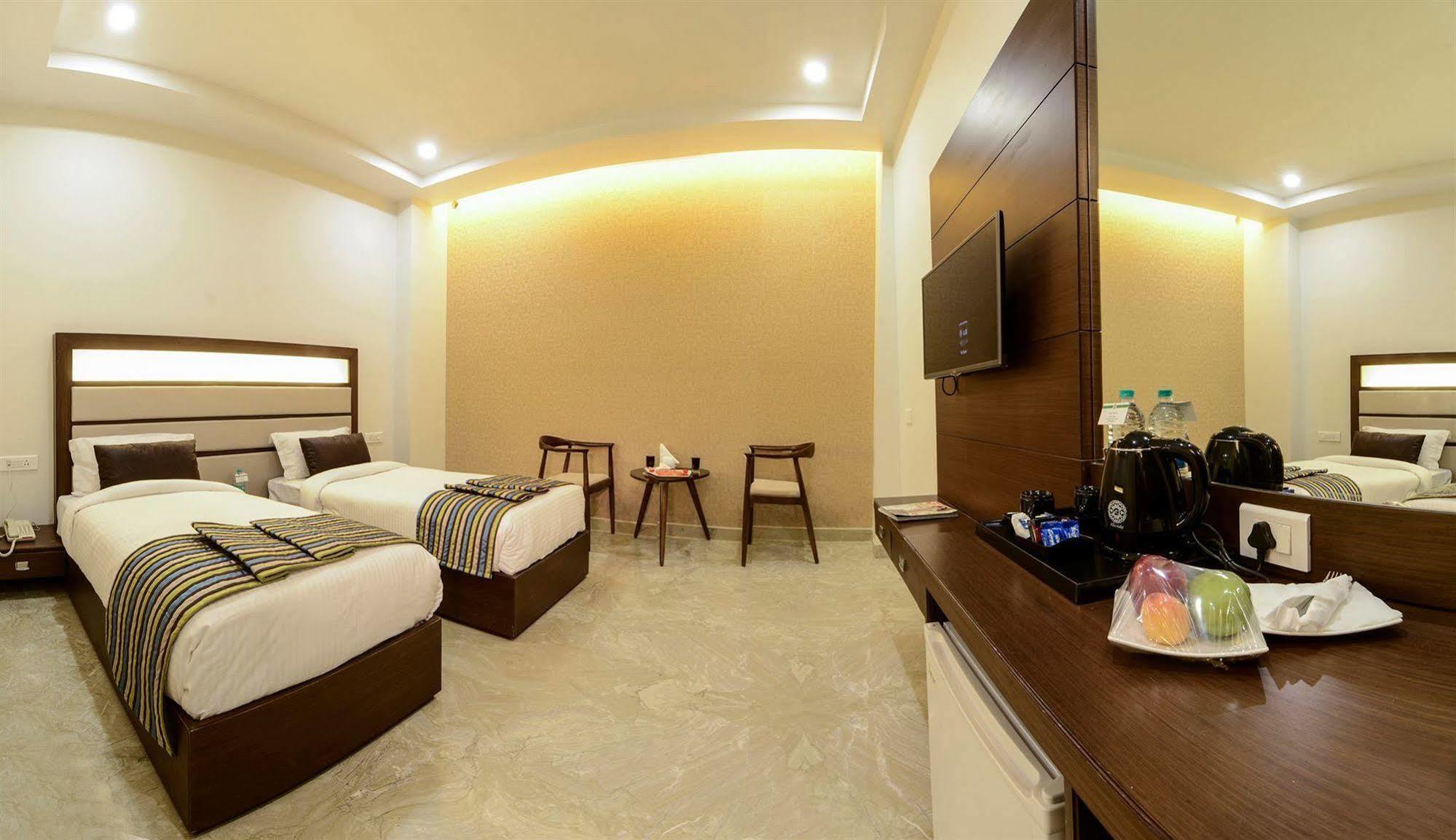 Hotel Alleviate Agra  Exterior foto